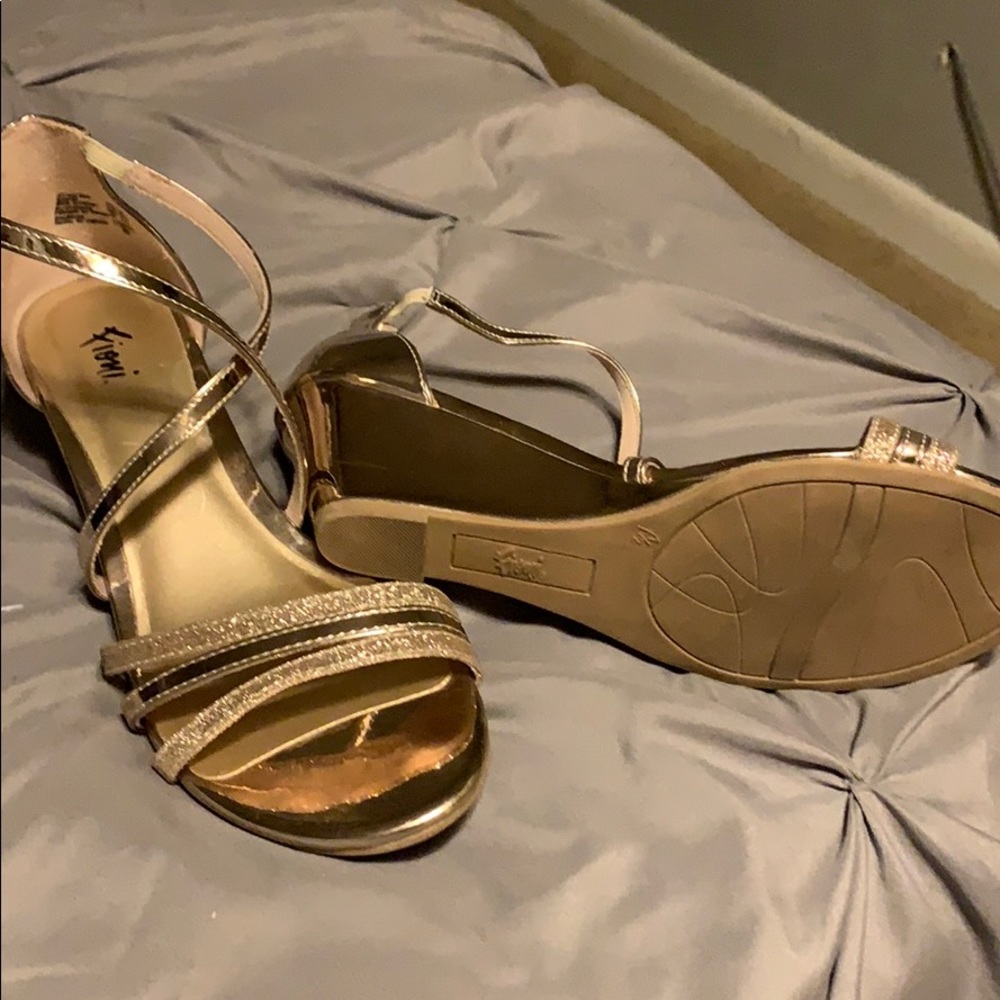 Sandals - Picture 2 of 2